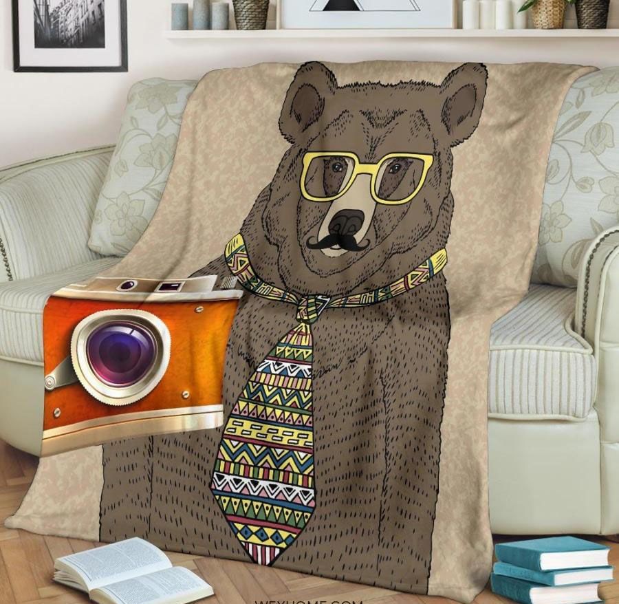 CUTE PHOTOGRAPHER BEAR WITH TIE AND GLASSES BEST SELLER FLEECE BLANKET GIFT FOR FAN CUTE PHOTOGRAPHER BEAR WITH TIE AND GLASSES BEST SELLER FLEECE BLANKET GIFT FOR FAN