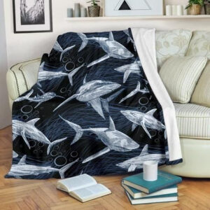 WHITE SHARK KING OF THE OCEAN BEST SELLER FLEECE BLANKET GIFT FOR FAN