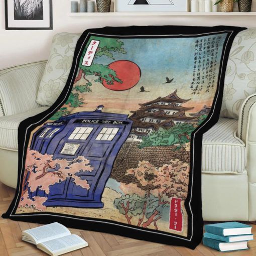 THE TARDIS IN JAPAN FLEECE BLANKET GIFT FOR FAN THE TARDIS IN JAPAN FLEECE BLANKET GIFT FOR FAN