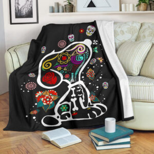 COLORFUL SNOOPY AND SKULL BROCADE MOTIFS FLEECE BLANKET