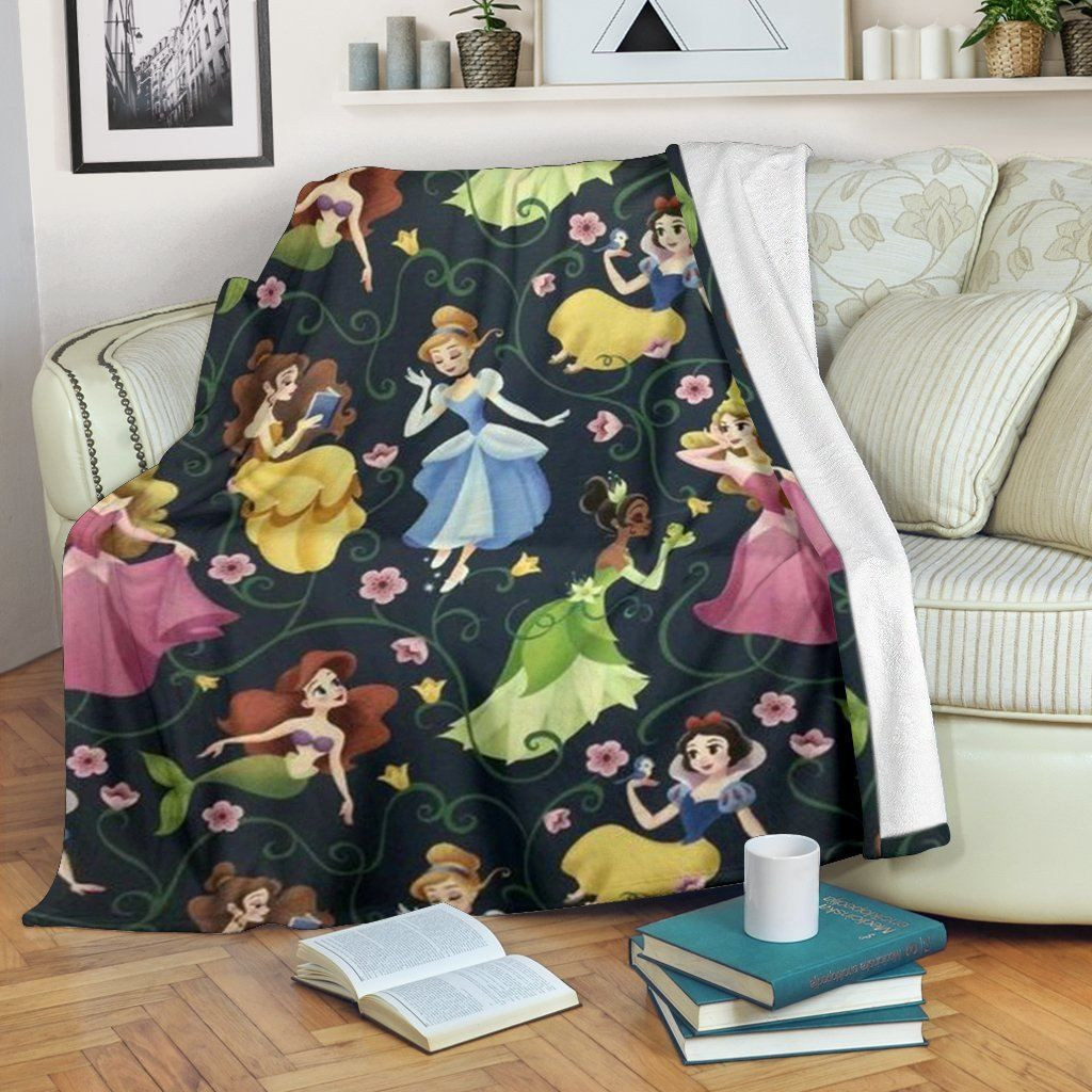 ALL PRINCESSES DISNEY FLEECE BLANKET GIFT FOR FAN ALL PRINCESSES DISNEY FLEECE BLANKET GIFT FOR FAN