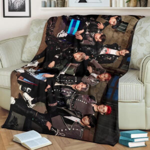 STRAY KIDS FLEECE BLANKET GIFT FOR FAN