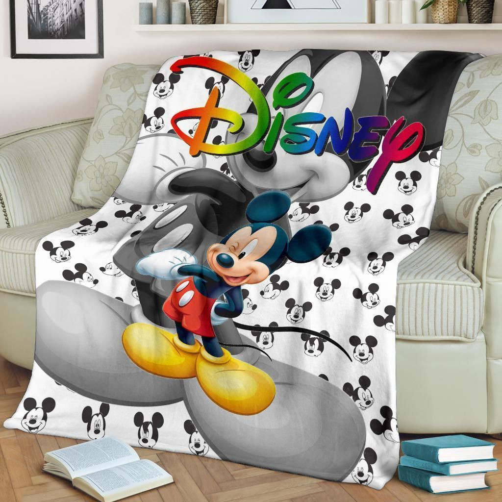 CUTE MICKEY DISNEY FLEECE BLANKET GIFT FOR FAN CUTE MICKEY DISNEY FLEECE BLANKET GIFT FOR FAN