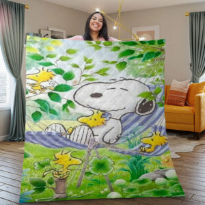 Snoopy The Peanuts Fan Gift