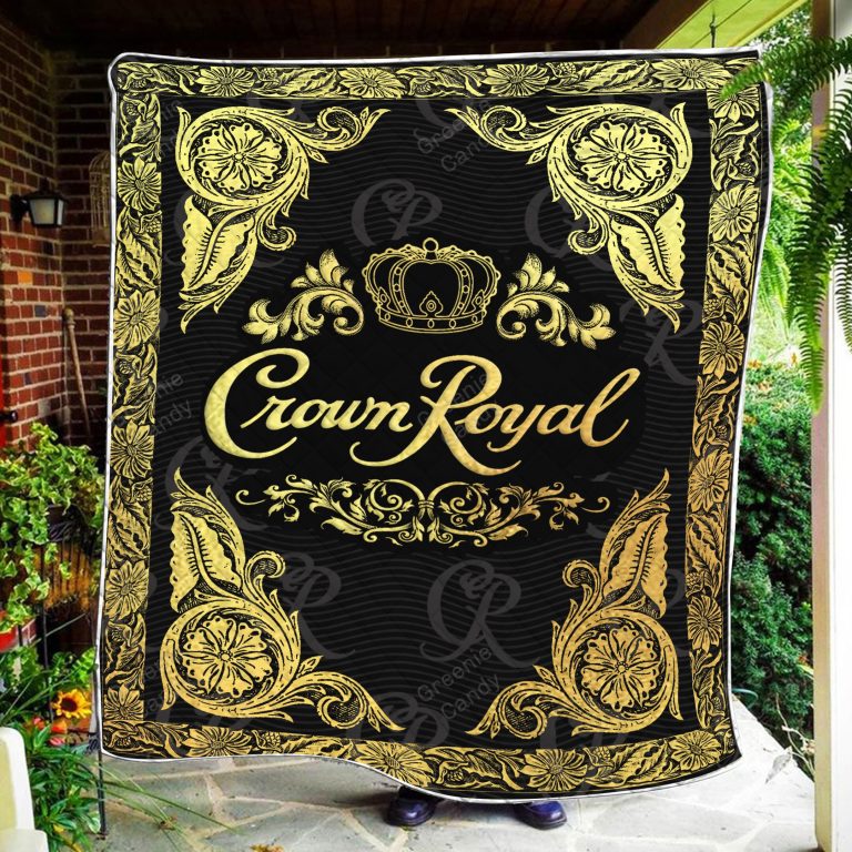 Crown-Royal-Whisky-Black-Blanket-Quilt-1