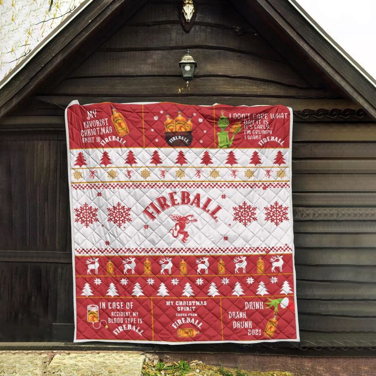 Fireball-Cinnamon-Whisky-Grinch-Christmas-Blanket-Quilt-2