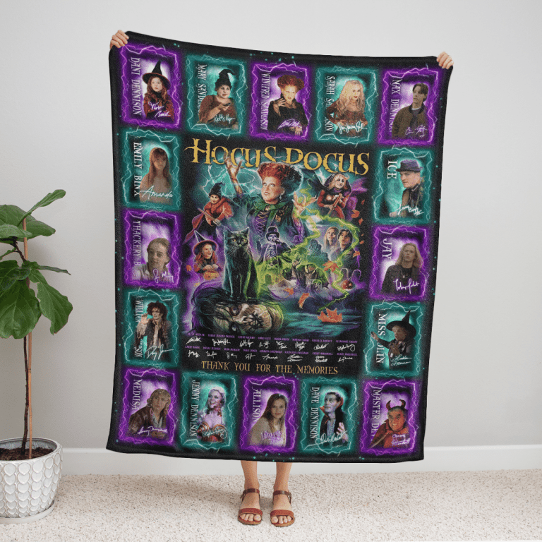 Hocus-Pocus-Characters-Thank-You-For-The-Memories-Fleece-Blanket-4