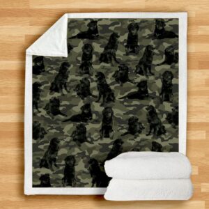 Hovawart Camo Blanket