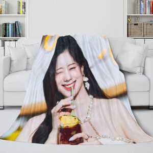 JYP Ent Twice 10th Taste of Love Album Blanket 674