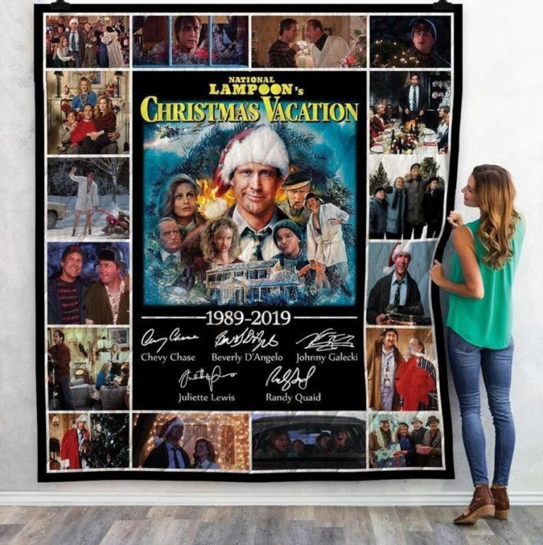 National-Lampoons-Christmas-Vacation-Quilt-Blanket-3
