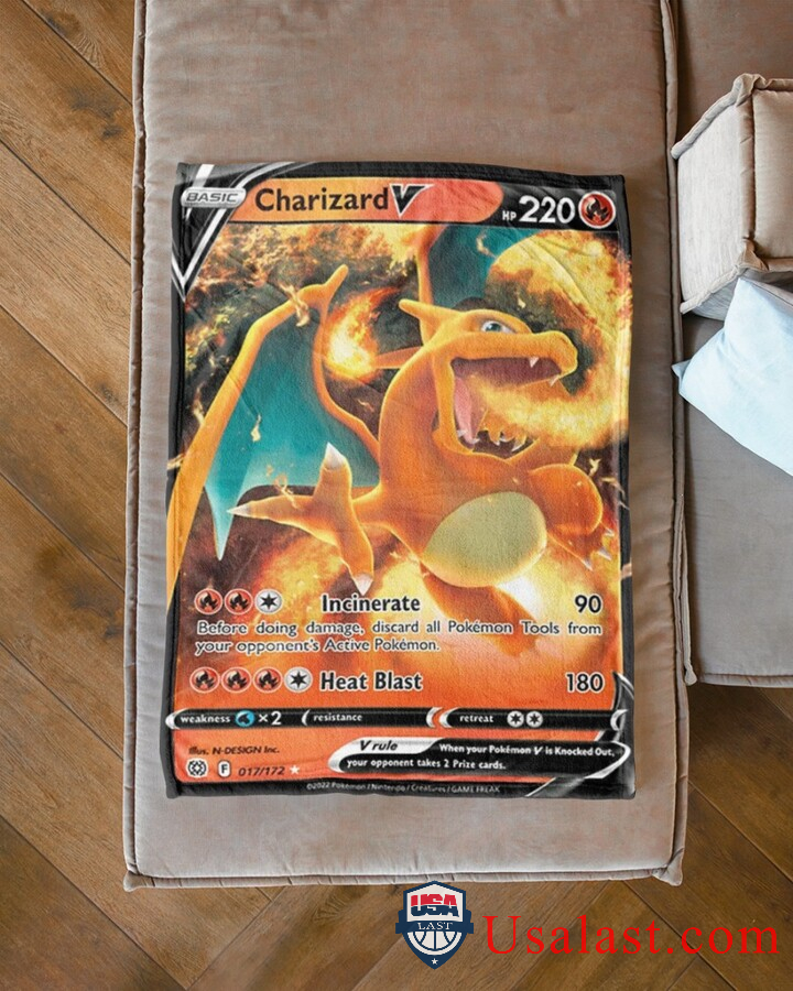 Pokemon-Darkness-Ablaze-Charizard-V-Blanket-3