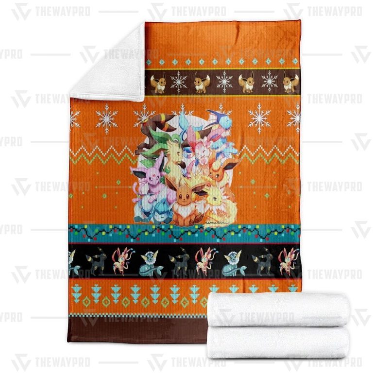 Pokemon-Eevee-And-Eeveelutions-Blanket-2-1