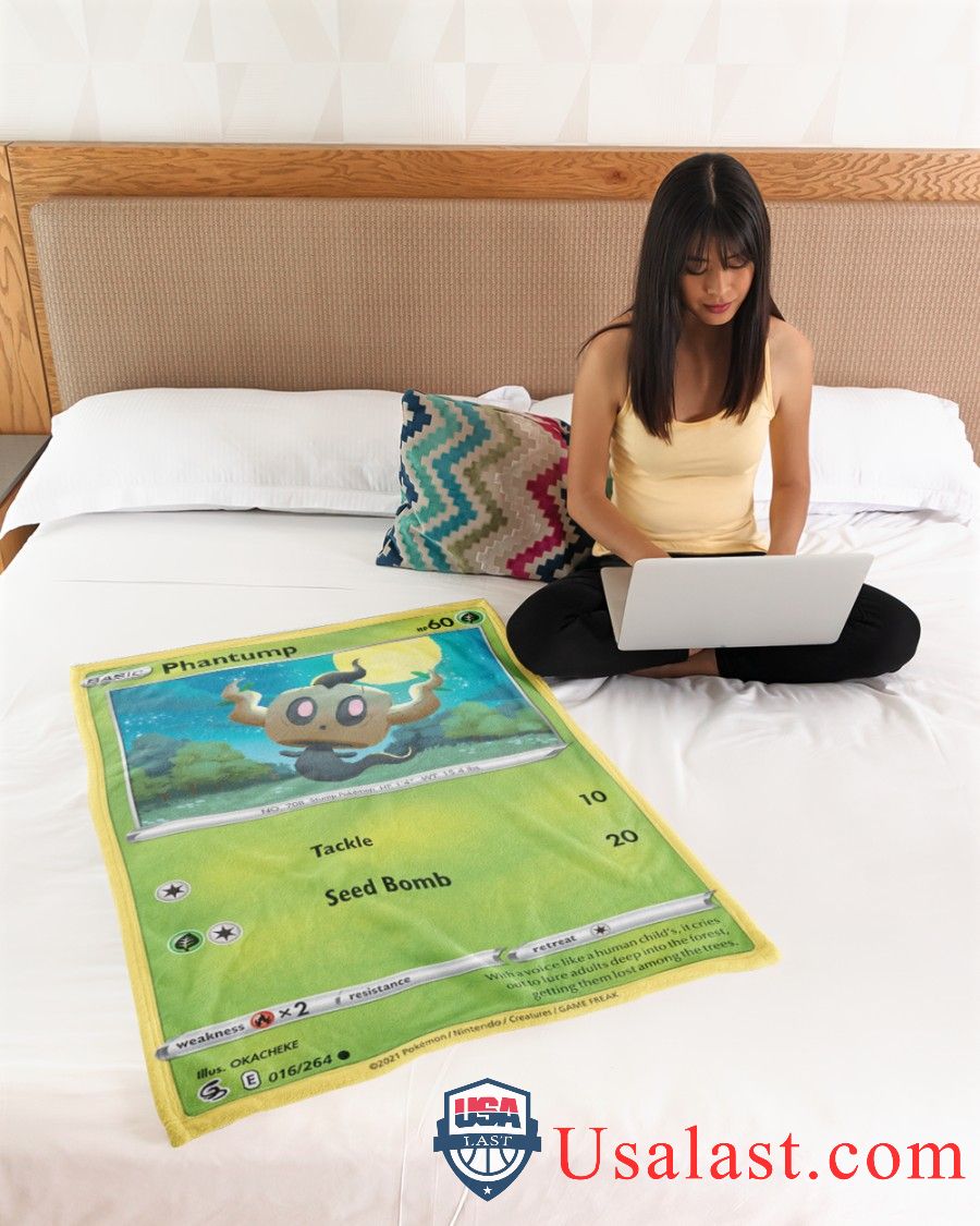 Pokemon-Phantump-Fusion-Strike-Blanket-3