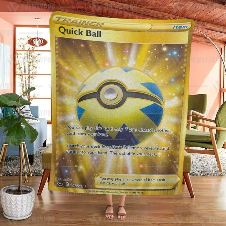 Pokemon-Quick-Ball-Trainer-Blanket-3
