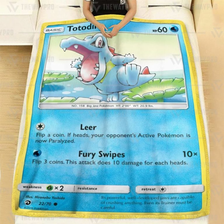 Pokemon-Totodile-Blanket-2