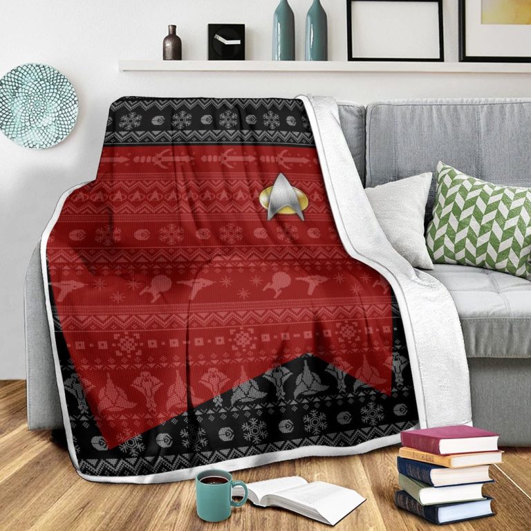Star-Trek-The-Next-Generation-1987-Red-Blanket-3