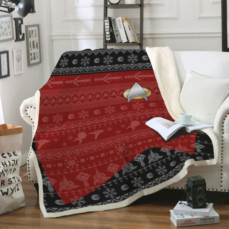 Star-Trek-The-Next-Generation-1987-Red-Blanket-4