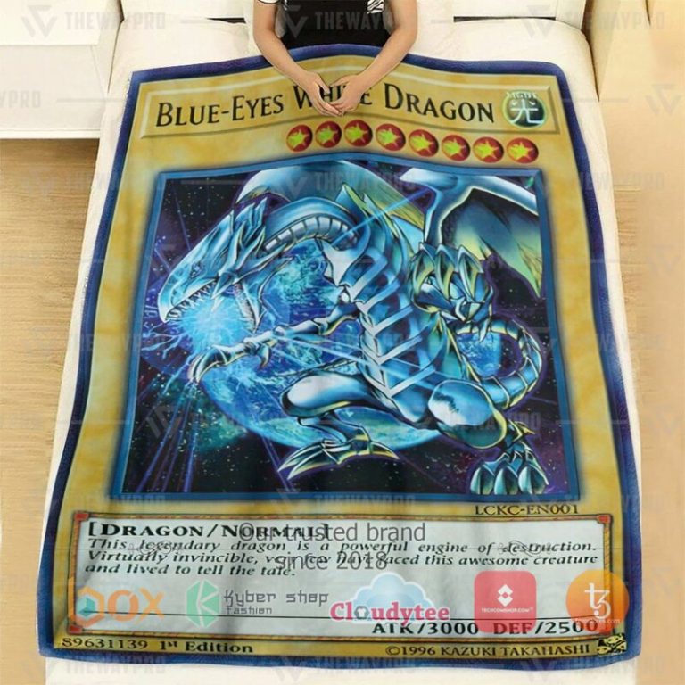 Yu-Gi-Oh-Blue-Eyes-White-Dragon-Blanket-1-2