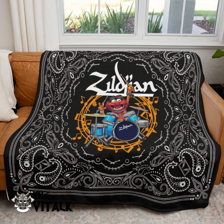 Zildjian-Drums-Animal-The-Muppet-Fleece-Blanket-2